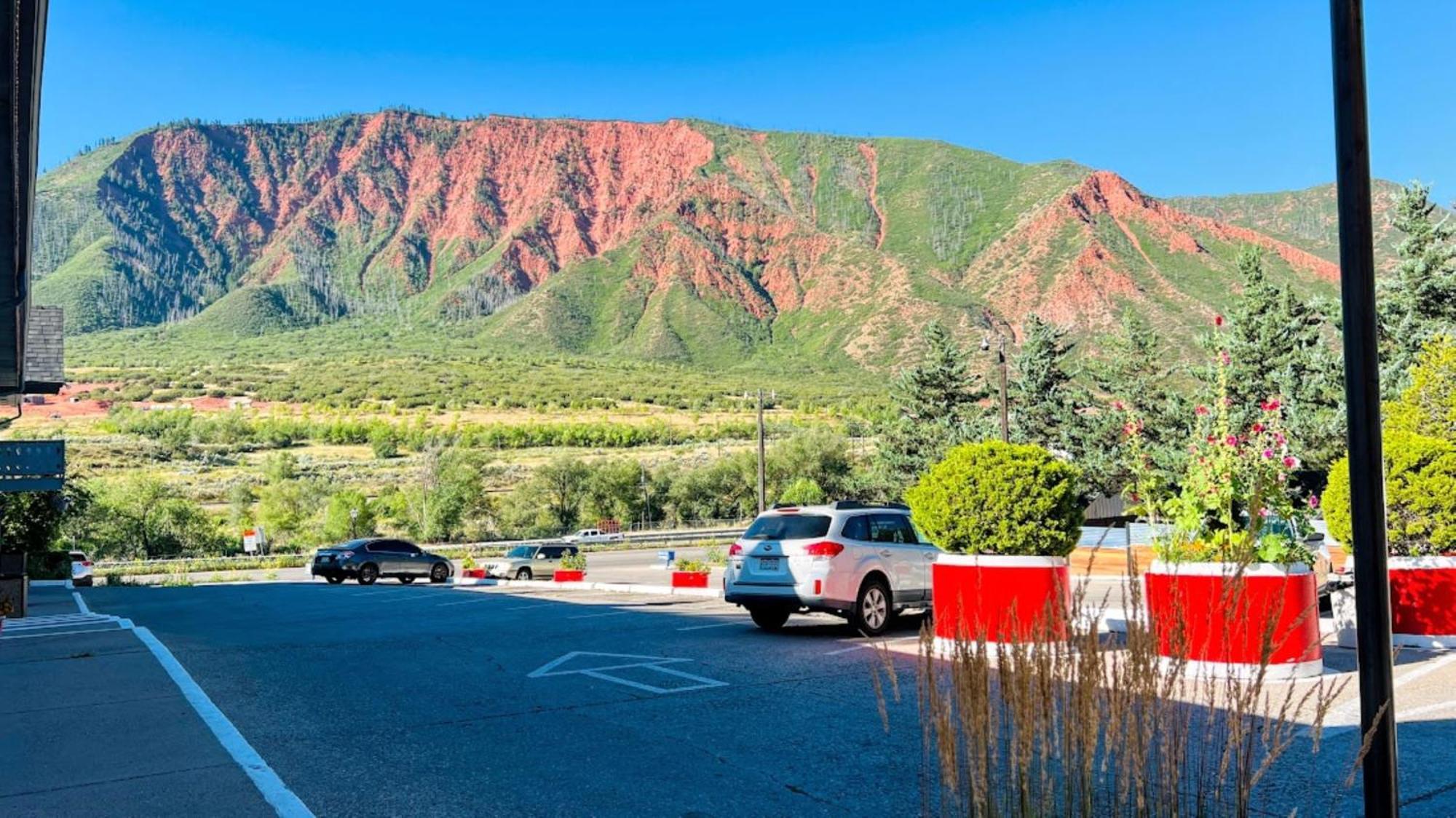 Adventure Inn - Glenwood Springs Bagian luar foto