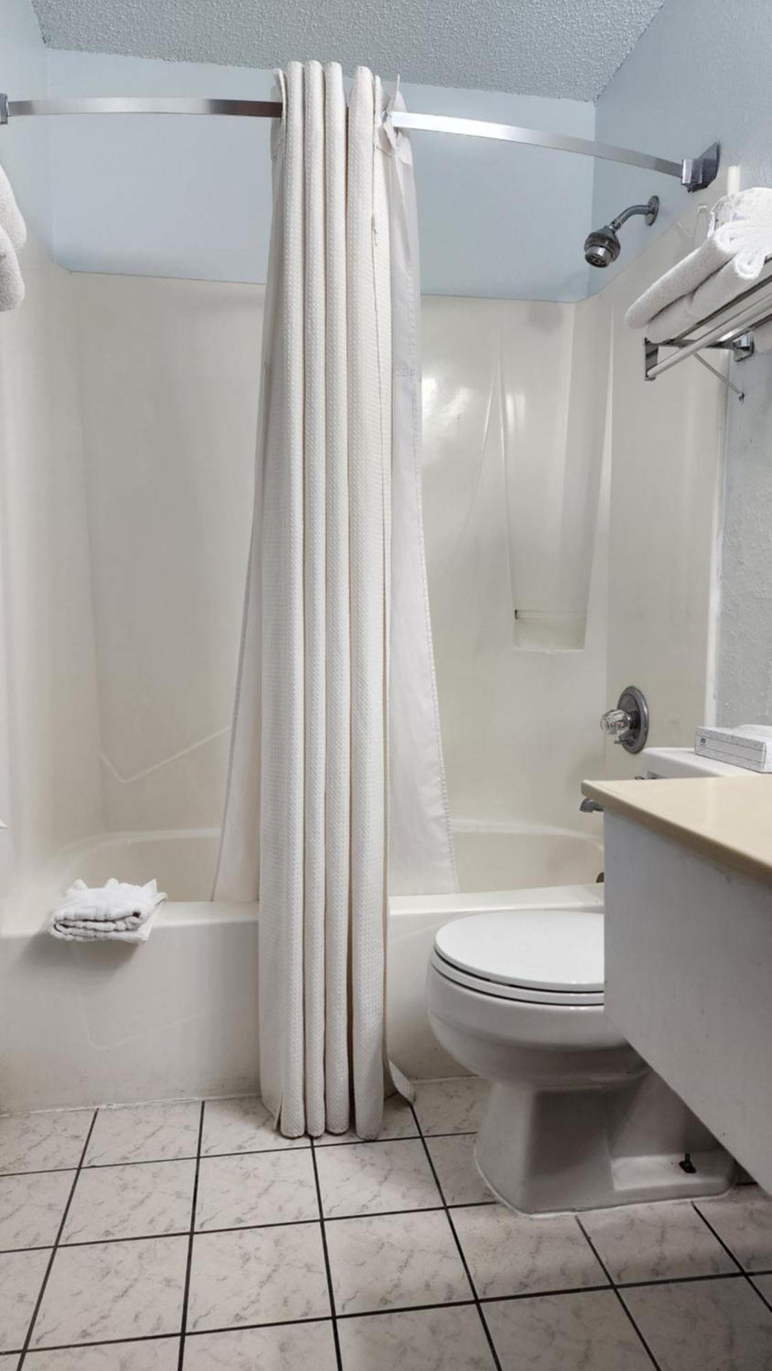 Adventure Inn - Glenwood Springs Bagian luar foto