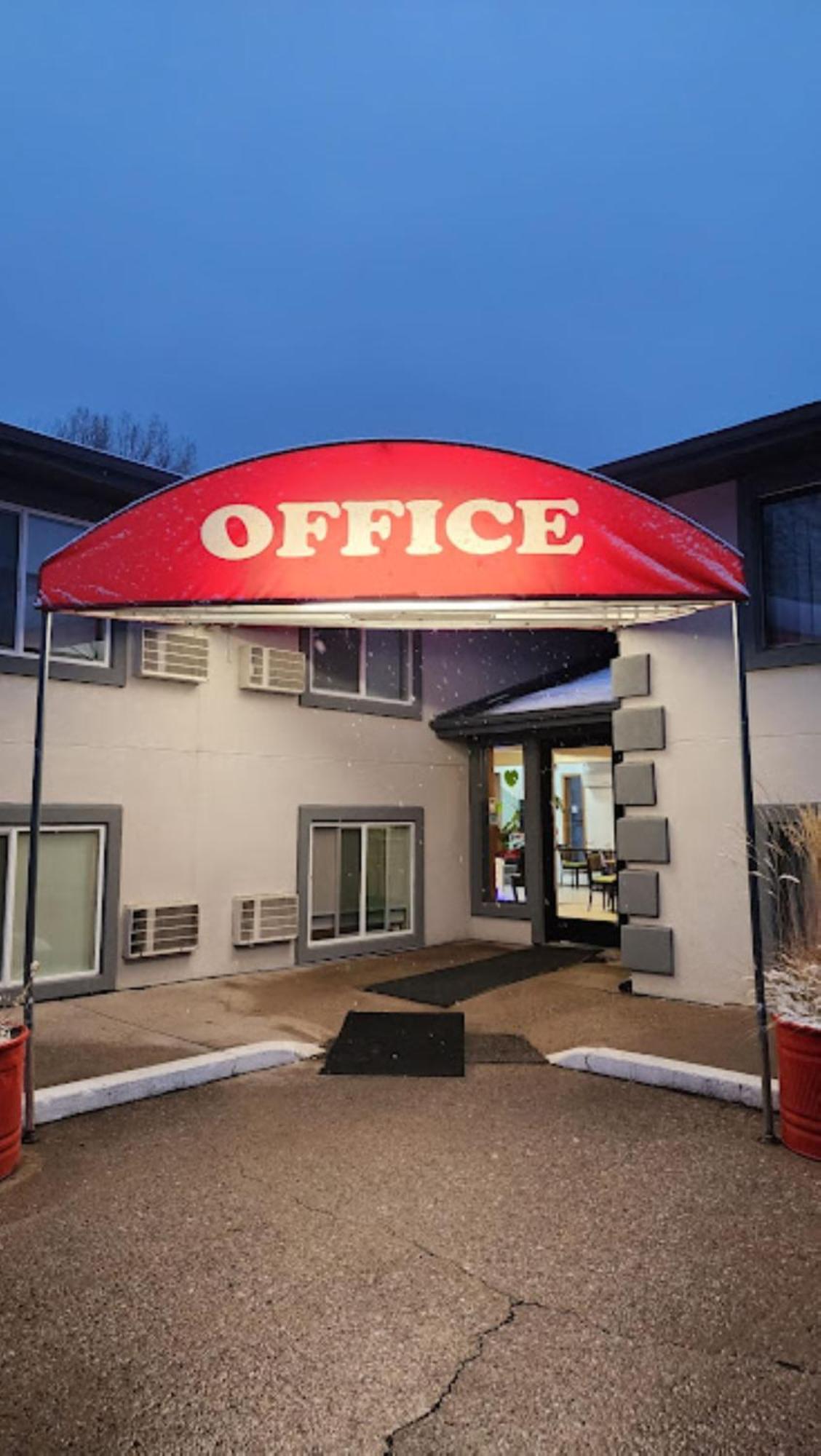 Adventure Inn - Glenwood Springs Bagian luar foto