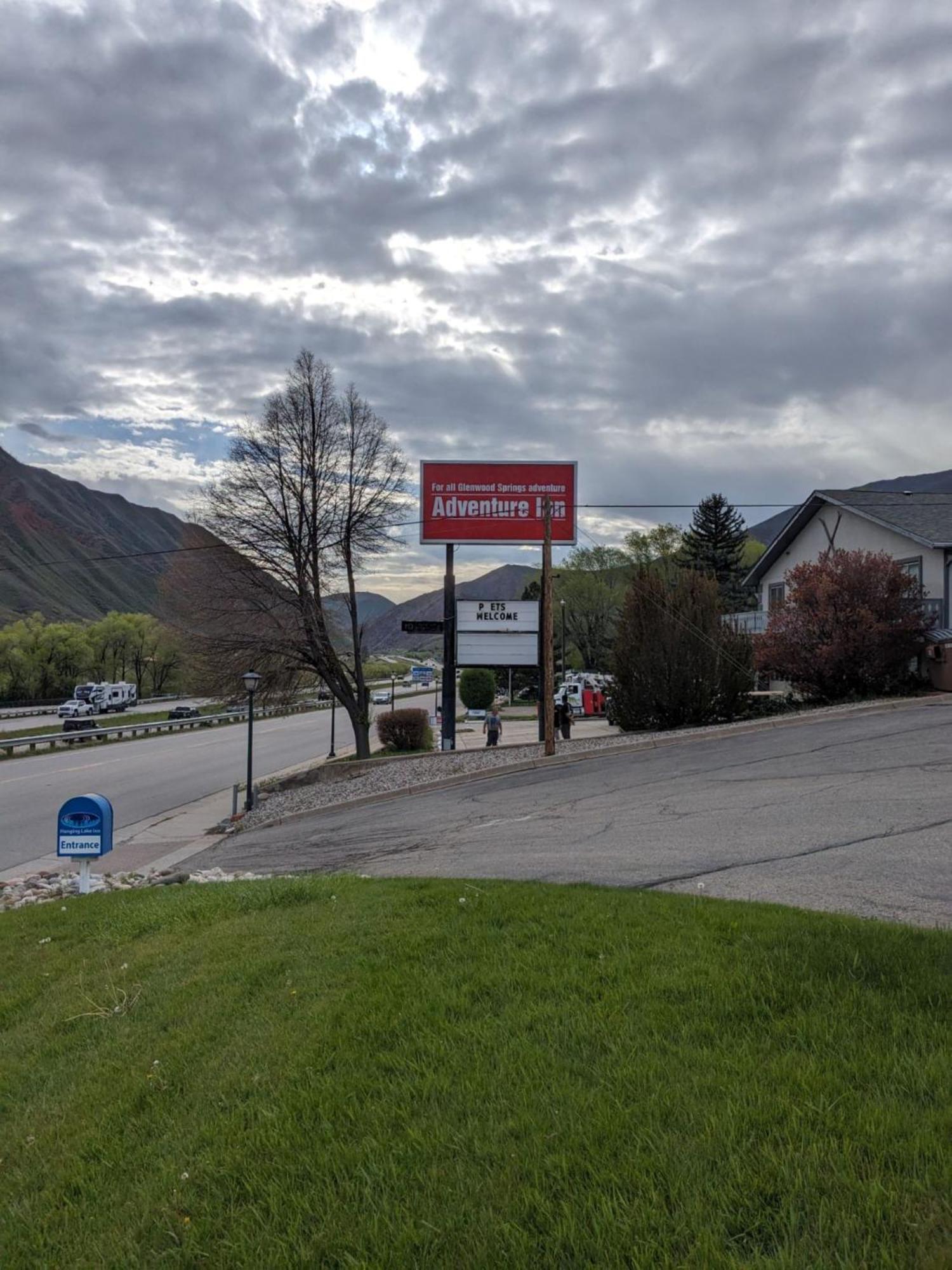 Adventure Inn - Glenwood Springs Bagian luar foto